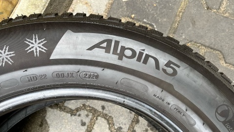 Opony zimowe 4x 215/65 R17 Michelin Alpin 5