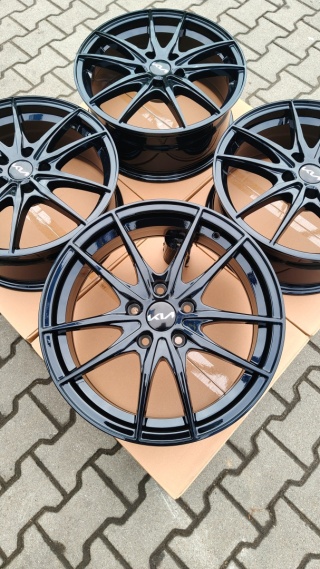 Felgi aluminiowe 17 cali 5x114.3 Inter Action Zodiac