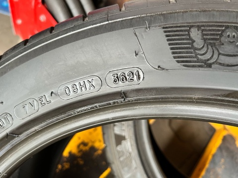 Opony letnie 2x 235/45 R18 Michelin Pilot Sport 4 Accoustic