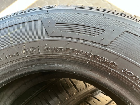 Opony letnie 4x 215/70 R15C Nexen Roadian CT8 Opony letnie 4x 215/70 R15C Nexen Roadian CT8