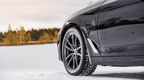 Opony zimowe 235/50 R20 Hankook Winter icept evo3X